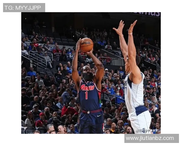 篮网与森林狼激战正酣球星对决引发球迷热议与期待